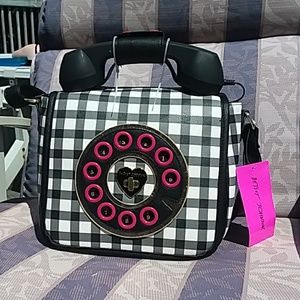 🆕️BETSEY JOHNSON📞 WORKING PHONE📞 CROSSBODY🔖